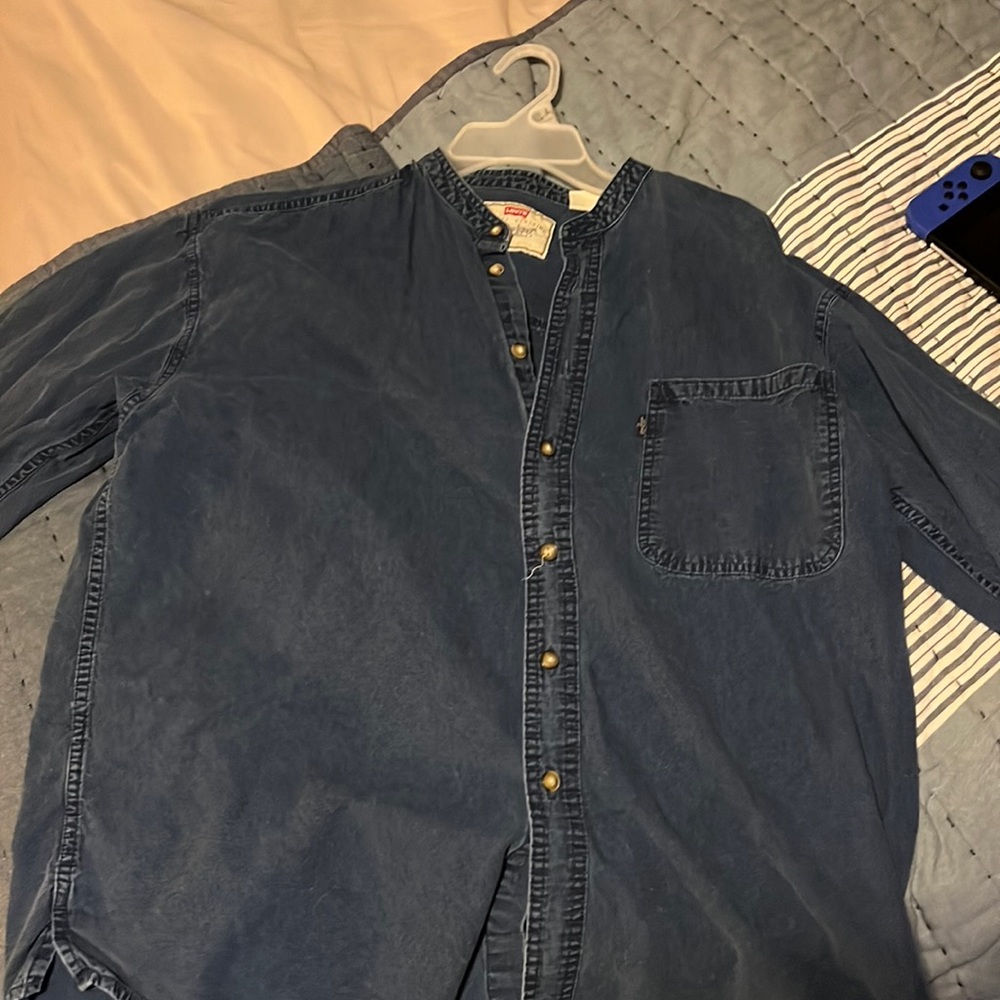 vintage '90s LEVI'S Denim Button Down Top L